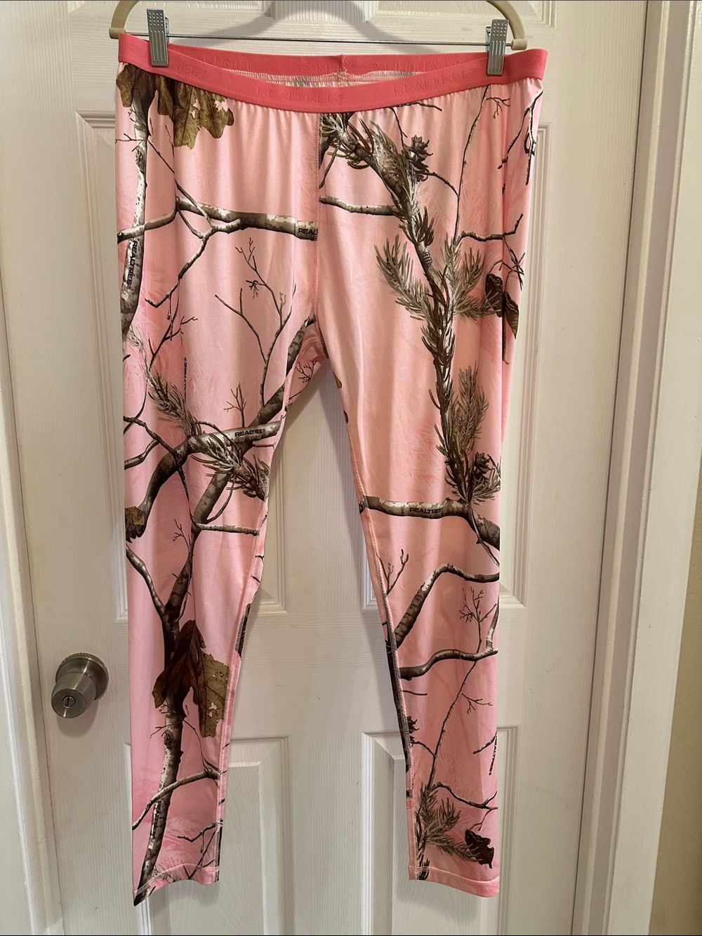 Realtree Pink Camo Women's Pajama Leggings